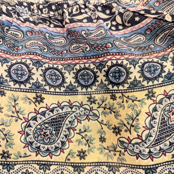 🌅 Mudd Sheer Boho Sleeveless  Tie Front Top - Picture 7 of 9